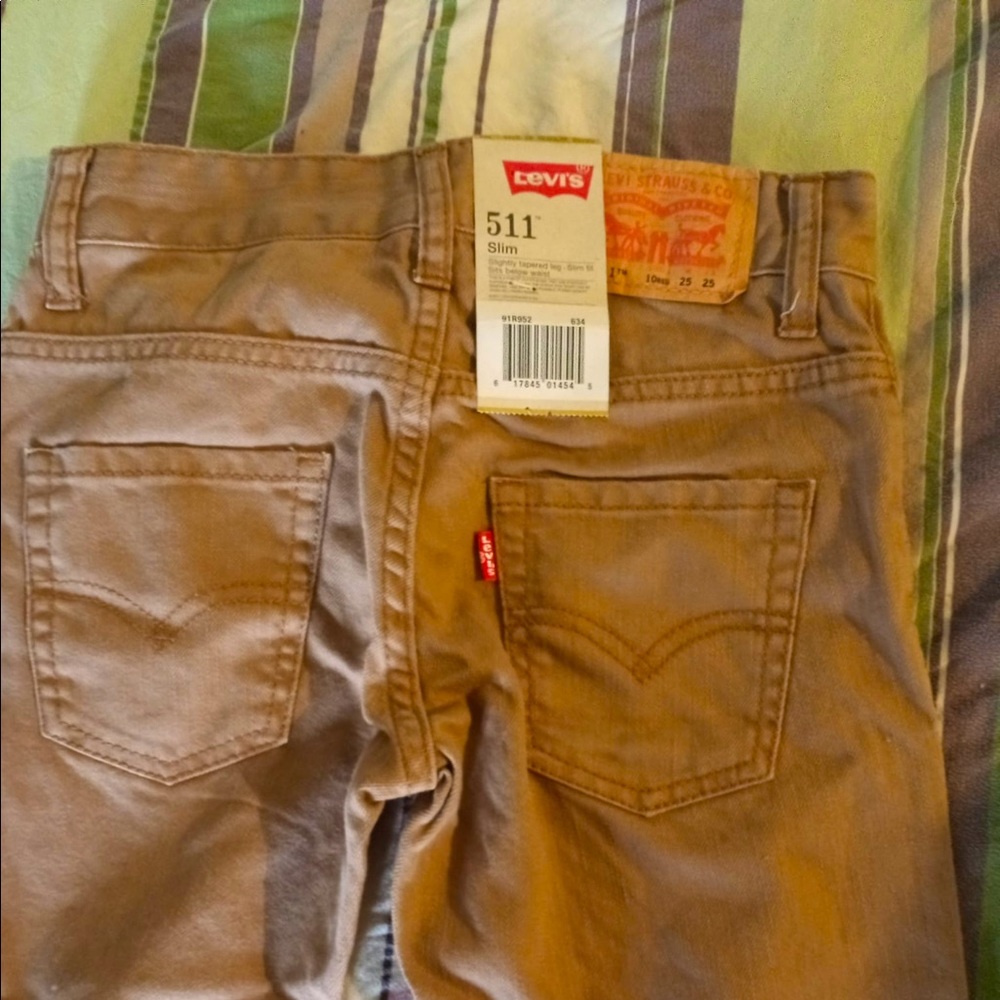 Levi’s tan jeans